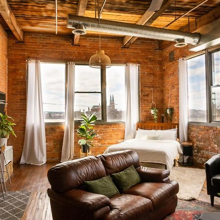 דטרויט 420 Friendly Canada Bridge View Loft Downtown Free Parking מראה חיצוני תמונה